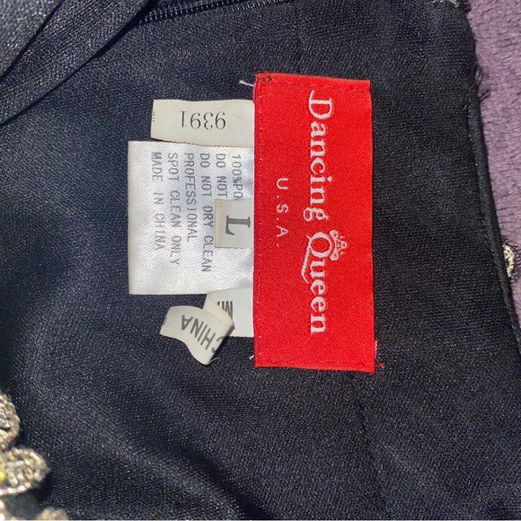 Gorgeous 2 piece prom dress - Picture 4 of 11